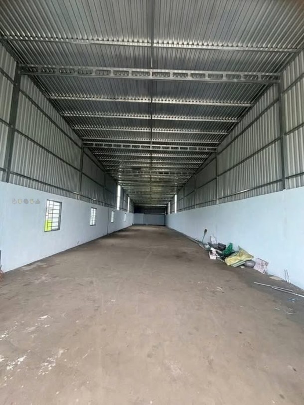 Kho cho thuê tại Đức Hòa Thượng, Long An 366m² - Đường xe tải lớn, sẵn sàng hoạt động!
