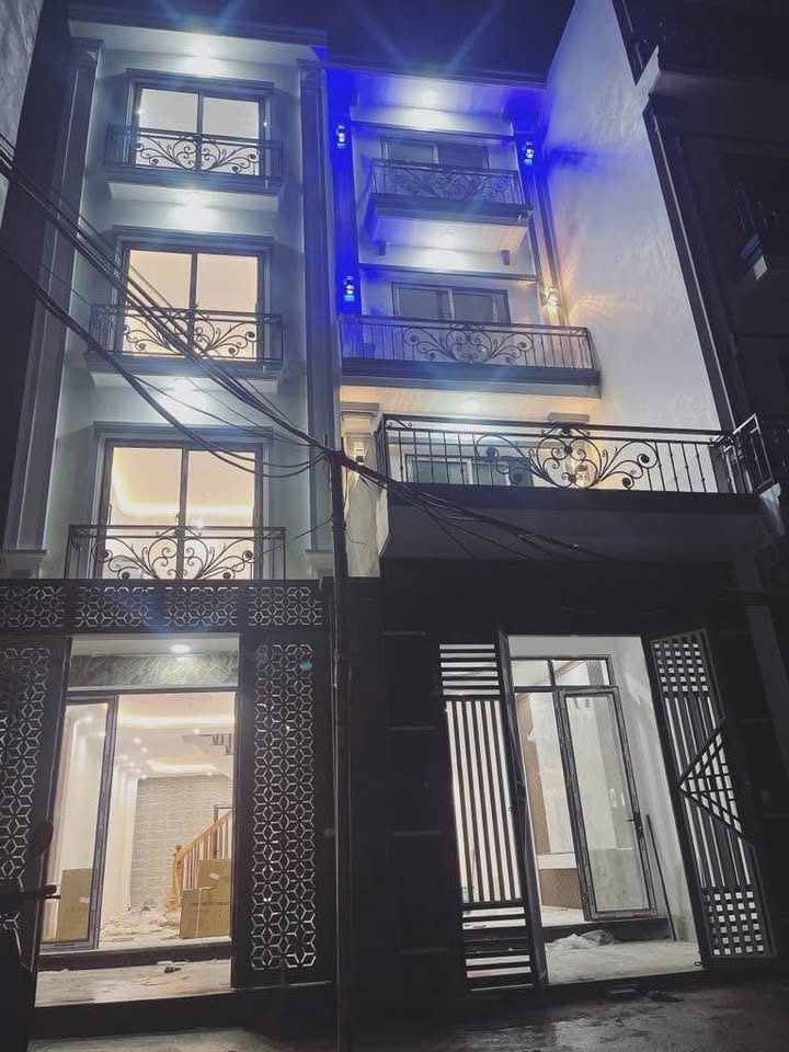 Nhà 4 tầng Kim Giang 57m² giá 4.88 tỷ - Nhà mới tinh, sẵn sàng vào ở!