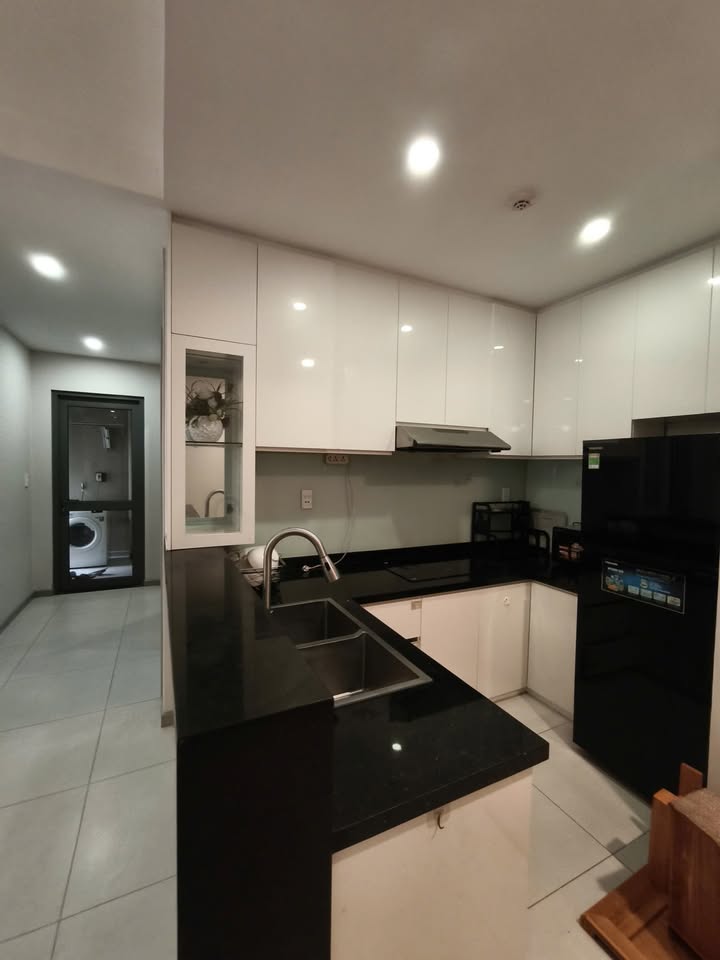 Căn hộ Gold View Q4 65m² giá thỏa thuận - Full nội thất cao cấp, sẵn sàng vào ở!