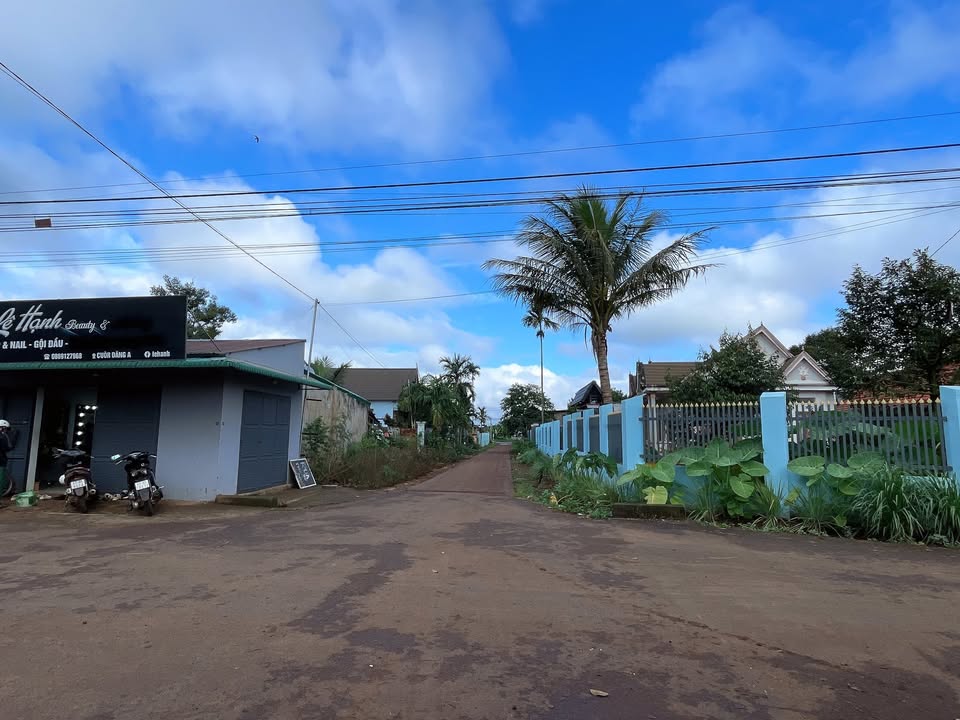 Đất nền thổ cư 250m² tại xã Cuôr Đăng, giá chỉ 900 triệu - Sổ hồng chính chủ!