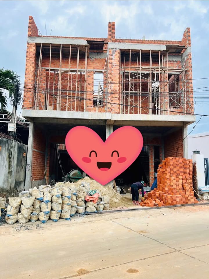 Nhà liền kề mặt tiền Tây Sơn 86.18m² giá chỉ 5.099 tỷ - Cơ hội đầu tư tuyệt vời!