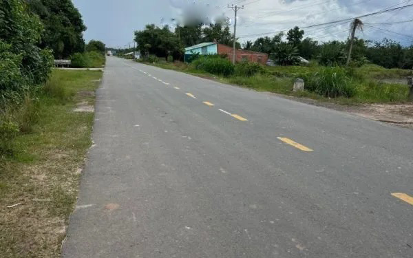 Đất mặt tiền đường nhựa 30m tại Tân Châu, Tây Ninh - Chỉ 1.65 tỷ, cơ hội đầu tư tuyệt vời!