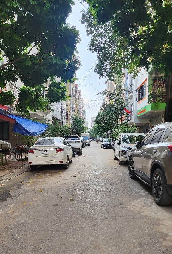 Nhà TĐC Phú Diễn 40m² giá 10.8 tỷ - Dòng tiền ổn định, giao dịch ngay!