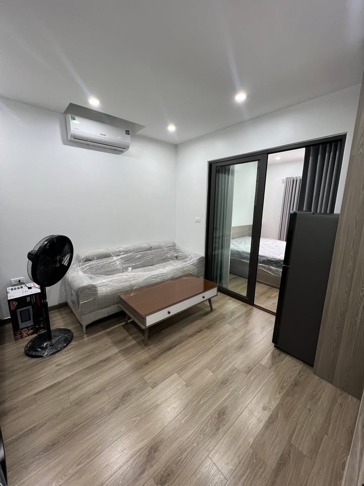 Căn hộ cho thuê tại Lạc Long Quân, Tây Hồ 45m² - Full nội thất cao cấp, vào ở ngay!