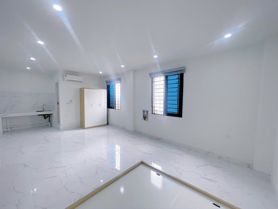 Nhà cho thuê Ngõ 117 Trần Cung 27m² - Đầy đủ tiện nghi, sẵn sàng vào ở!