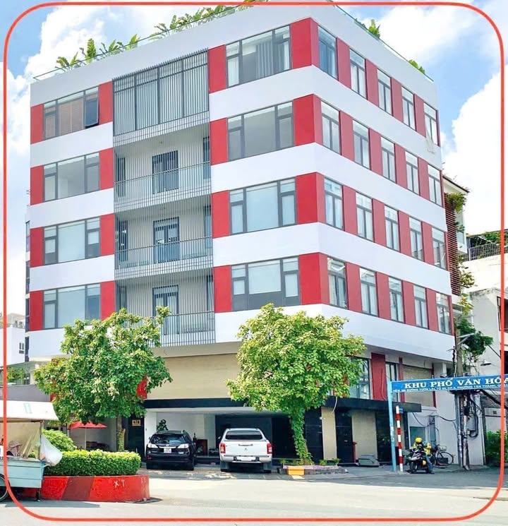 Tòa nhà 2 mặt tiền Tân Hương, Quận Tân Phú, 240m² - Đầu tư sinh lời tuyệt vời!