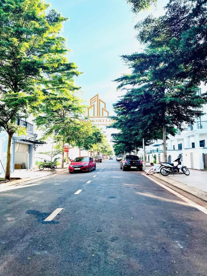 Biệt thự song lập Eco City Premia Buôn Ma Thuột 250m² giá 12.7 tỷ - Kiến trúc Tân Cổ Điển sang trọng!