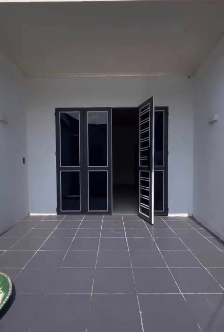 Nhà cấp 4 Hòa Bình 88m² giá 1.53 tỷ - Chính chủ bán gấp!