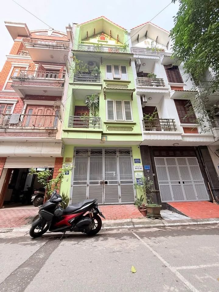 Nhà phố khu đô thị Văn Quán 75m² giá 22 tỷ - Thiết kế hiện đại, an ninh tuyệt đối!