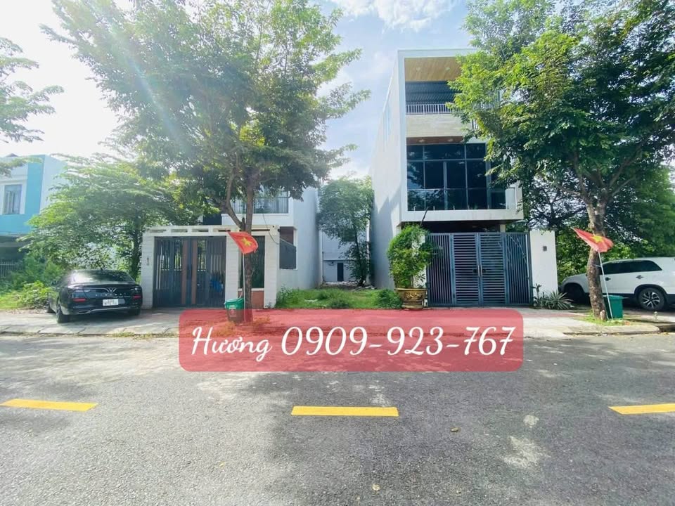 Đất nền Ngũ Hành Sơn Đà Nẵng 105m² giá 5.2 tỷ - Sổ đỏ chính chủ, vị trí đẹp!