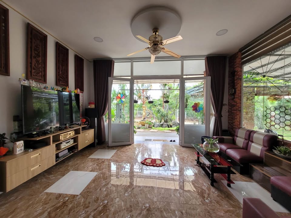 Nhà nghỉ dưỡng cho thuê tại Bảo Lộc 500m² - Nội thất cao cấp, chỉ việc vào ở!