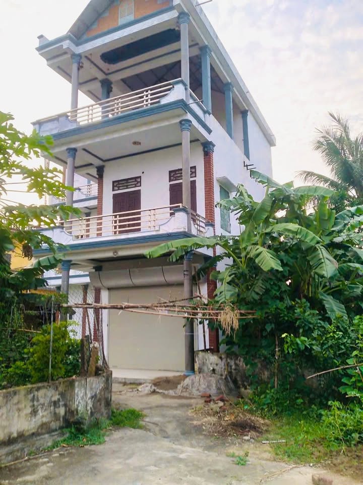 Nhà 3 tầng Yên Bình - Ý Yên, Nam Định 210m² chỉ 1 tỷ - Không gian sống lý tưởng!