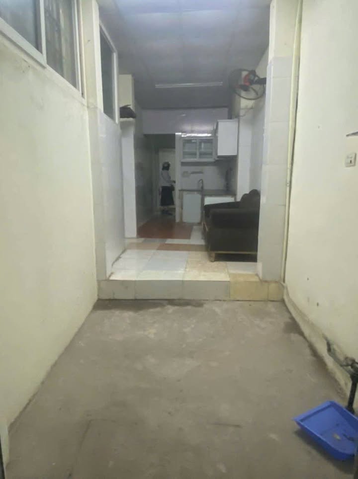 Nhà nguyên căn cho thuê phố Ngô Gia Tự, Long Biên 50m² - Giá chỉ 3 triệu/tháng!