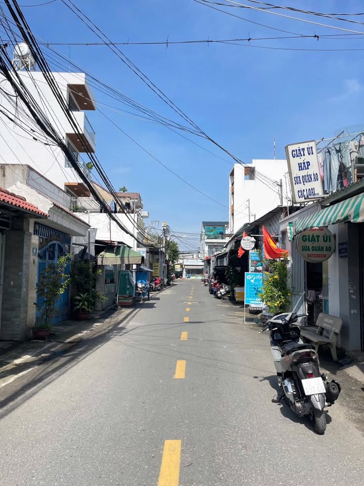 Bán gấp mặt tiền đường Tân Thới Hiệp 13, Quận 12, 95m² giá 6,55 tỷ - Giảm ngay 300 triệu!