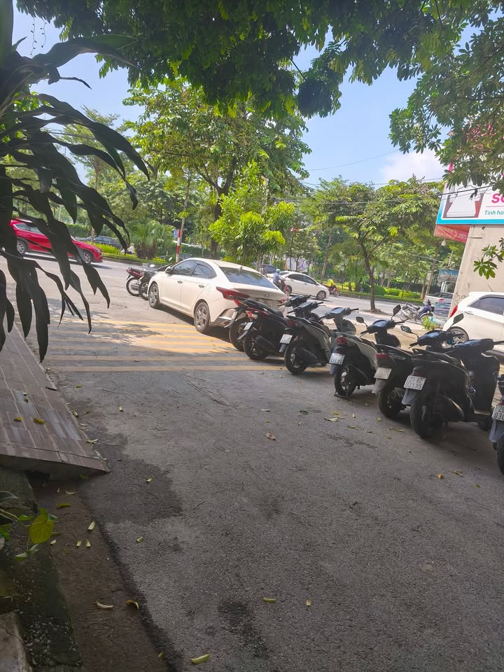 Nhà mặt phố Ngô Thì Sỹ, Hà Đông 60m² giá 18 tỷ - Kinh doanh sầm uất!