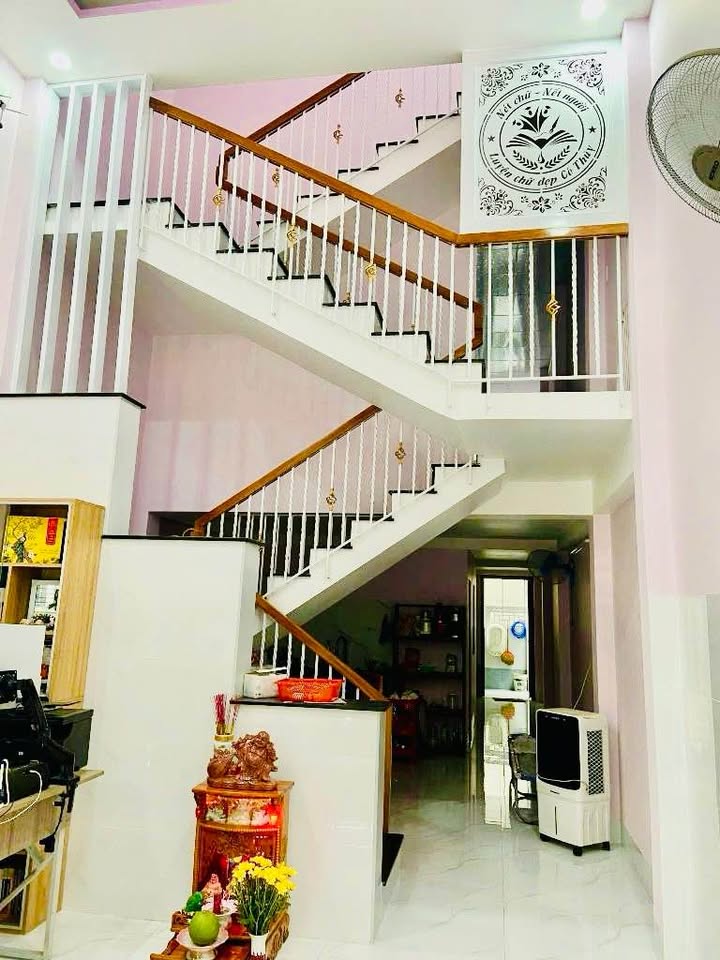 Đất mặt tiền kinh doanh 232m² giá 8 tỷ - Sổ hồng chính chủ!