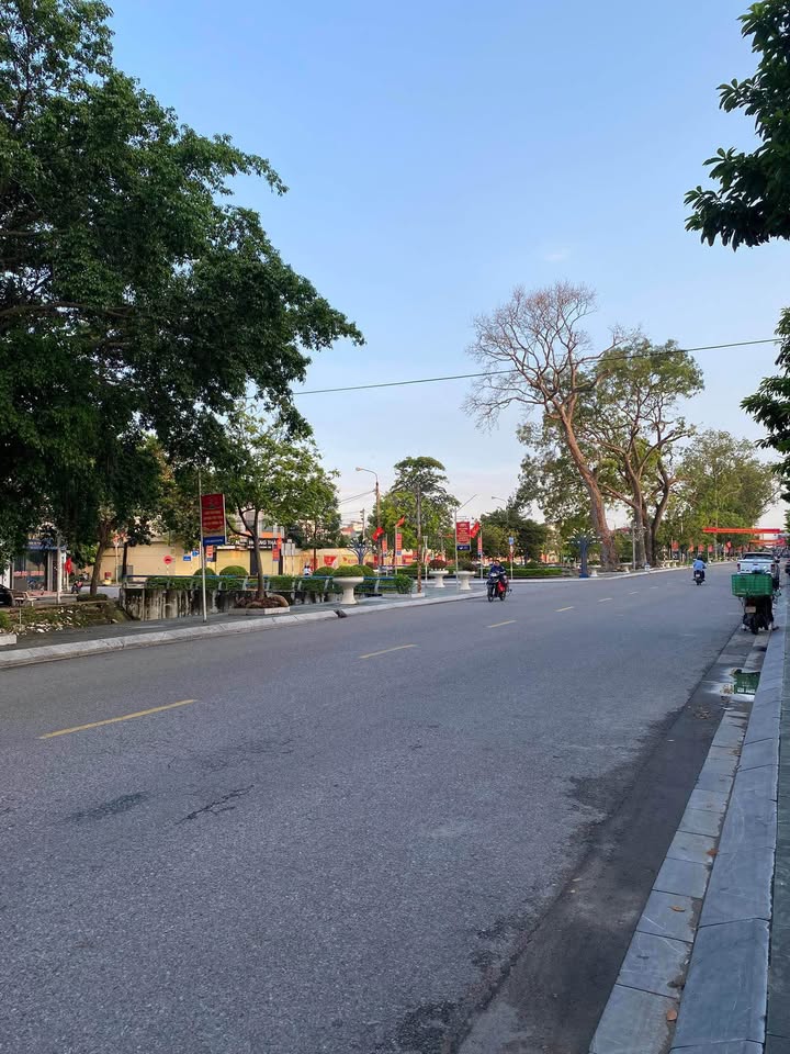 Nhà mặt tiền kinh doanh Tân Quý, Tân Phú 76m² giá chỉ 7 tỷ - Cơ hội vàng không thể bỏ lỡ!