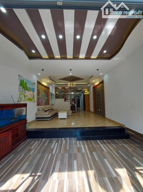 Bán nhà mặt tiền Nguyễn An Ninh 183m² giá chỉ 15.5 tỷ - Cơ hội đầu tư tuyệt vời!