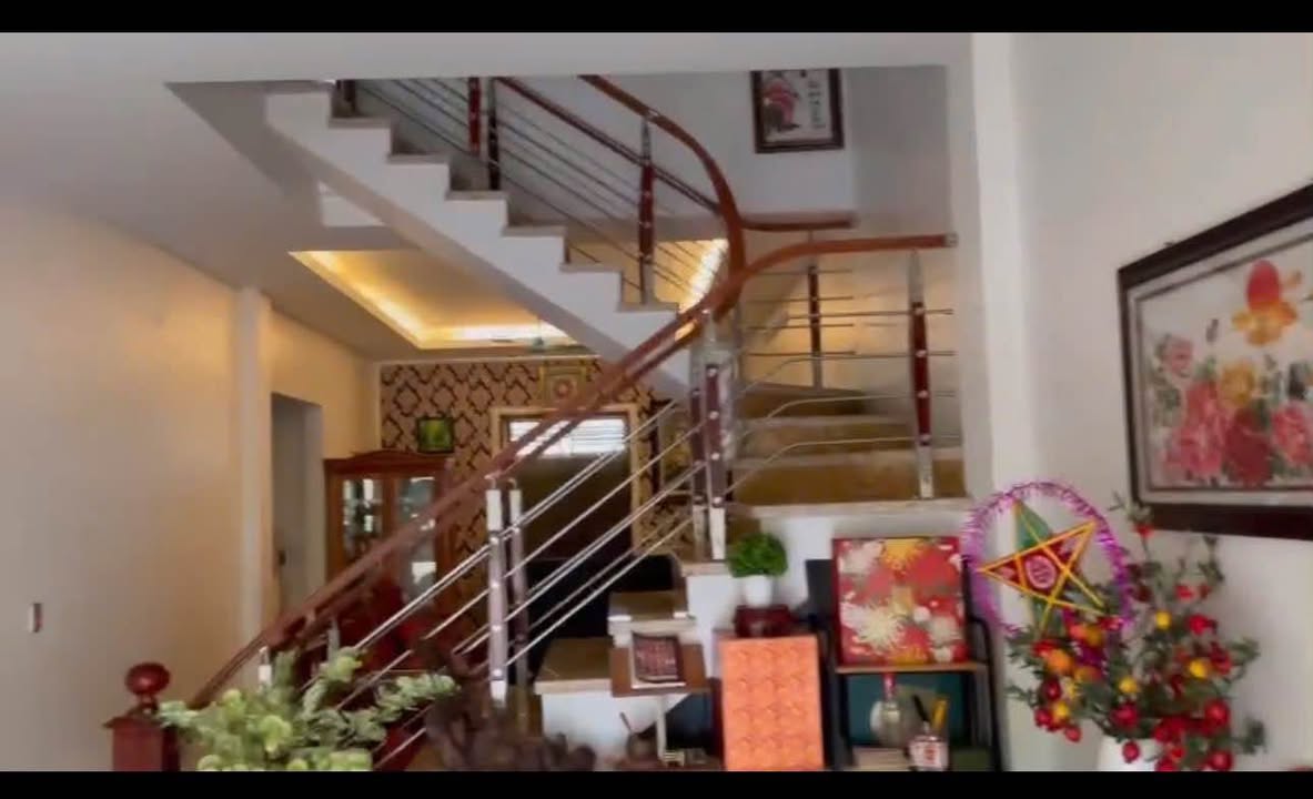 Nhà 2 tầng Trưng Vương Uông Bí 105m² giá 3 tỷ - Thiết kế trẻ trung, sẵn sàng vào ở!