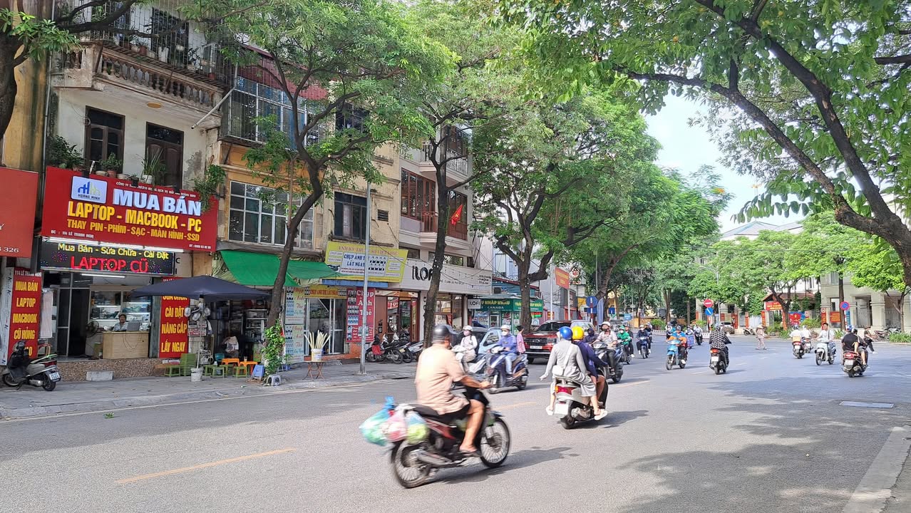 Nhà mặt phố Lê Thanh Nghị 52m² giá 25.5 tỷ - Đầu tư sinh lời ngay!