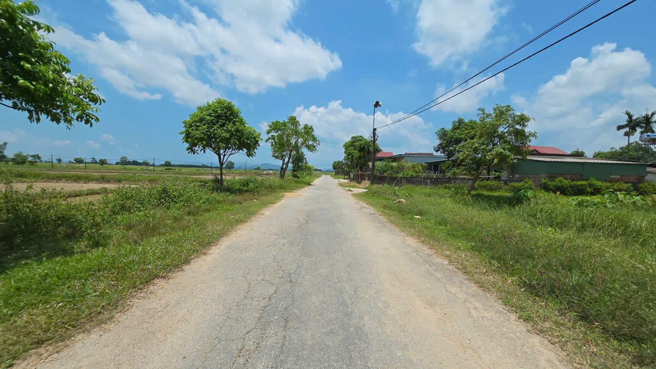 Lô đất Kỳ Nam, Hà Huy Tập, 286.6m² giá 1.8 tỷ - Vị trí đẹp, giao thông thuận lợi!