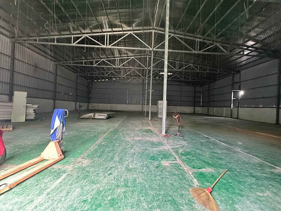 Kho xưởng cho thuê tại Quốc Lộ 21A, Sơn Tây, Hà Nội, diện tích 4000m² - Giá thuê cực rẻ!