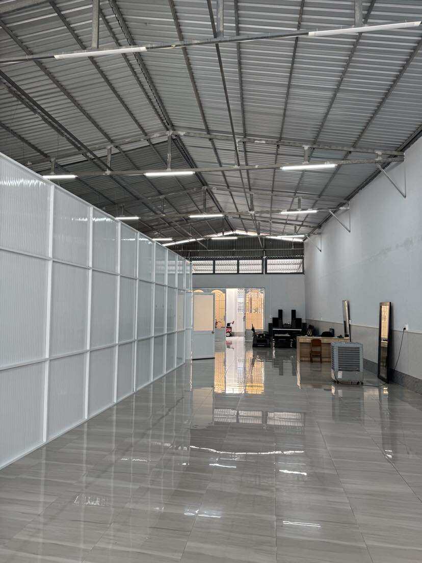 Cho thuê kho 300m² gần cầu Đầu Sấu - Giá chỉ 12 triệu/tháng