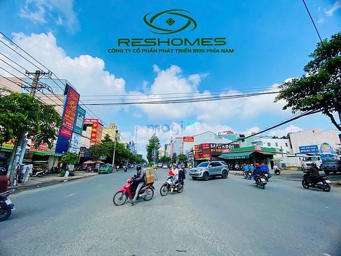 Cho thuê nhà nguyên căn 1 hầm 3 lầu đường Đồng Khởi, Biên Hòa giá 22 triệu - Địa điểm sầm uất!