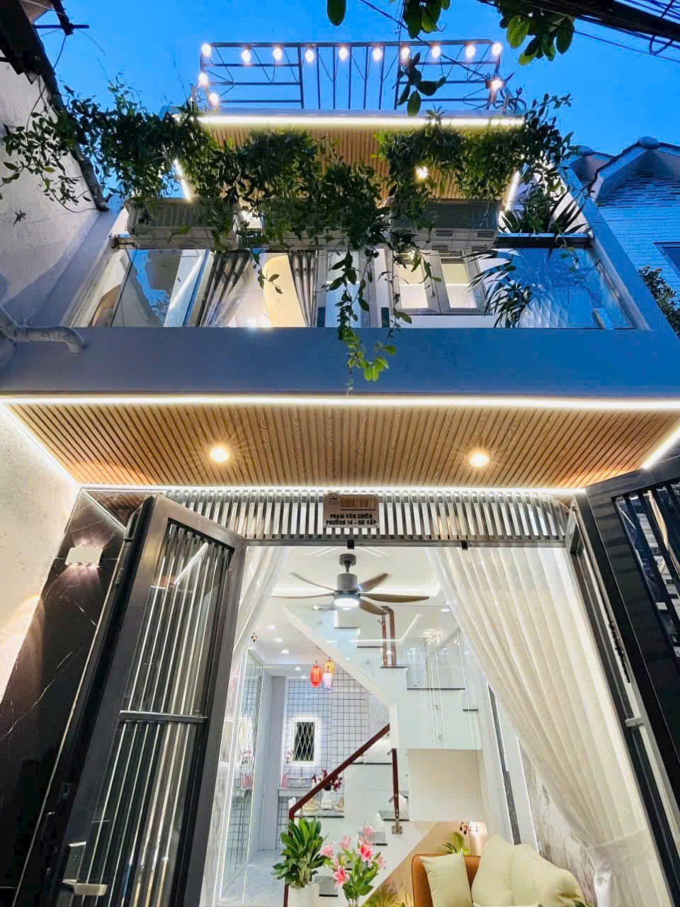 Nhà Gò Vấp, P14, đường Phạm Văn Chiêu 3.69 tỷ - Hẻm thông tứ hướng, sổ hồng đầy đủ!