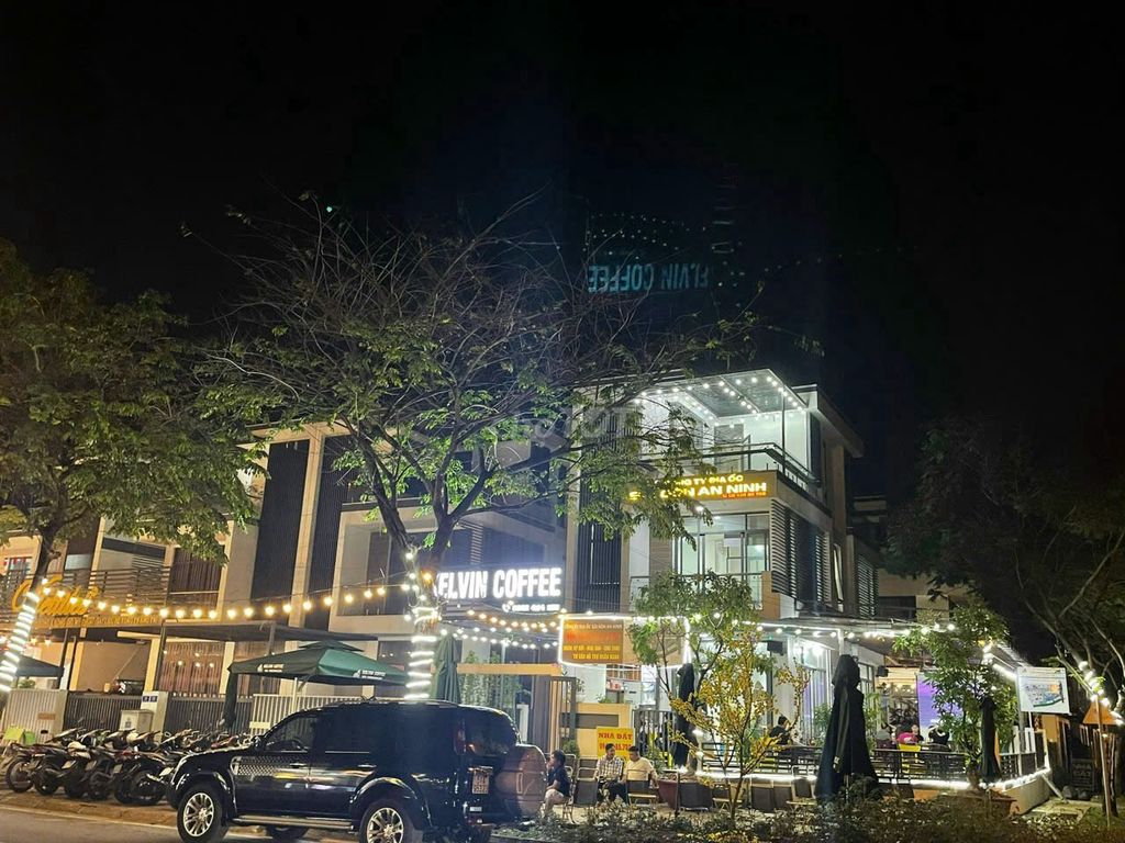 Nhà mặt tiền đường Nguyễn Thị Minh Khai Quận 3 250m² - Phù hợp kinh doanh đa ngành!