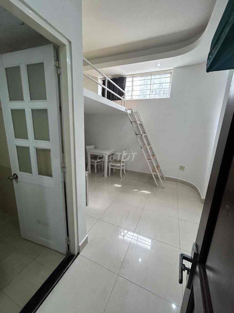 Căn hộ duplex Tô Hiến Thành Q10 30m² giá 5.8 triệu - Đầy đủ nội thất, giờ giấc tự do!