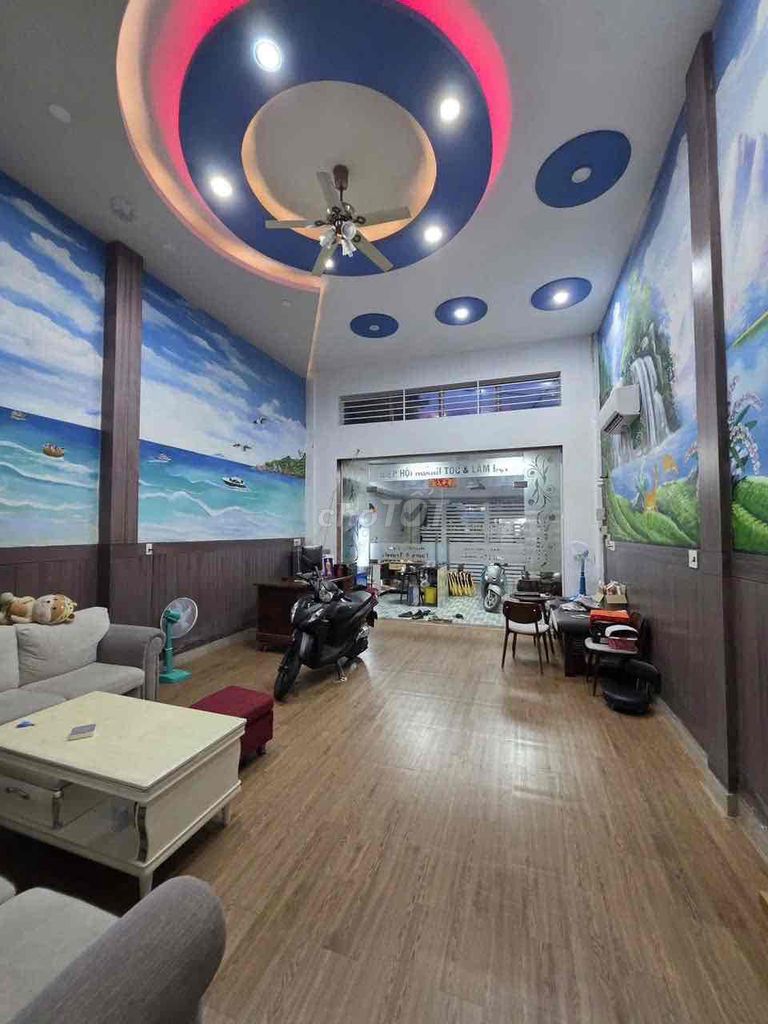 Căn góc mặt tiền Linh Trung 120m² giá 35 triệu - Phù hợp cho spa, văn phòng