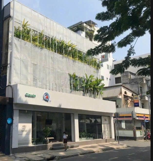 Biệt thự góc 2 mặt tiền Trần Nhật Duật, Quận 1 - Diện tích 108m², cho thuê 75 triệu/tháng!