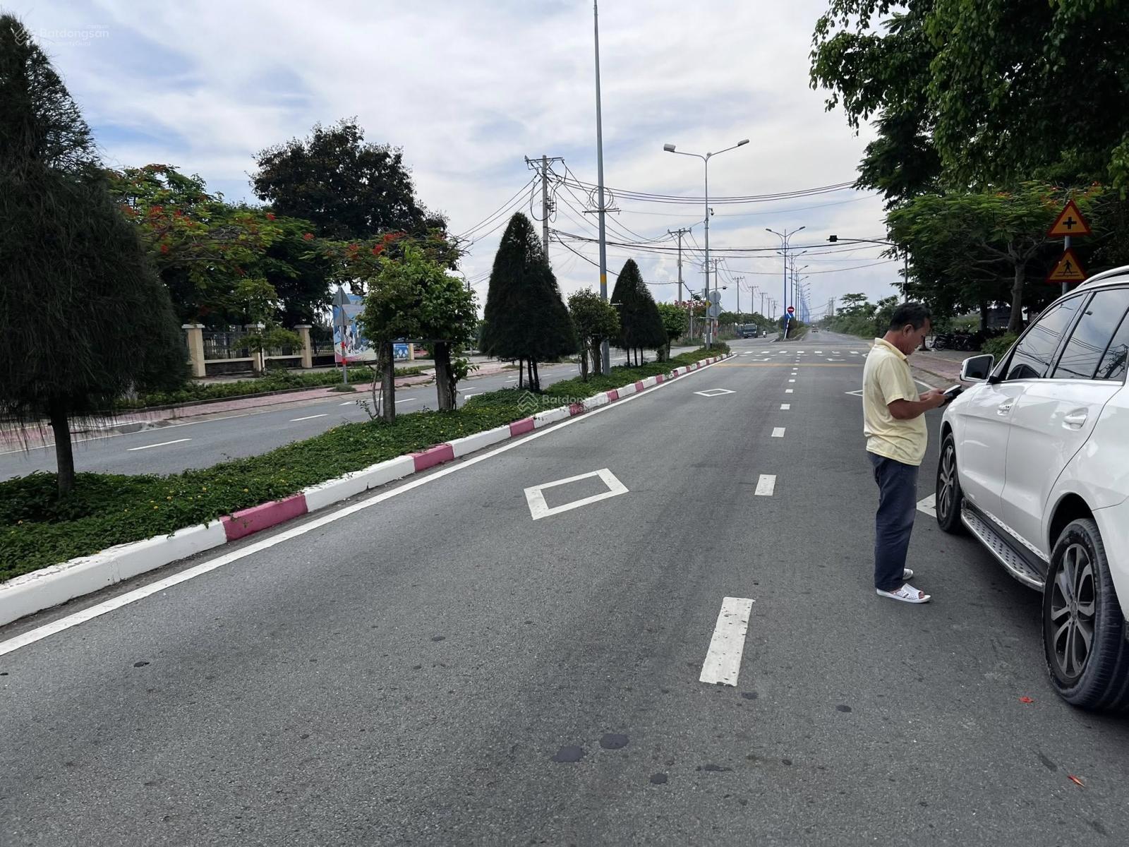 Cho thuê đất mặt tiền Lương Văn Nho, Cần Giờ 2.200m² - Vị trí trung tâm hành chính, tiềm năng phát triển lớn!