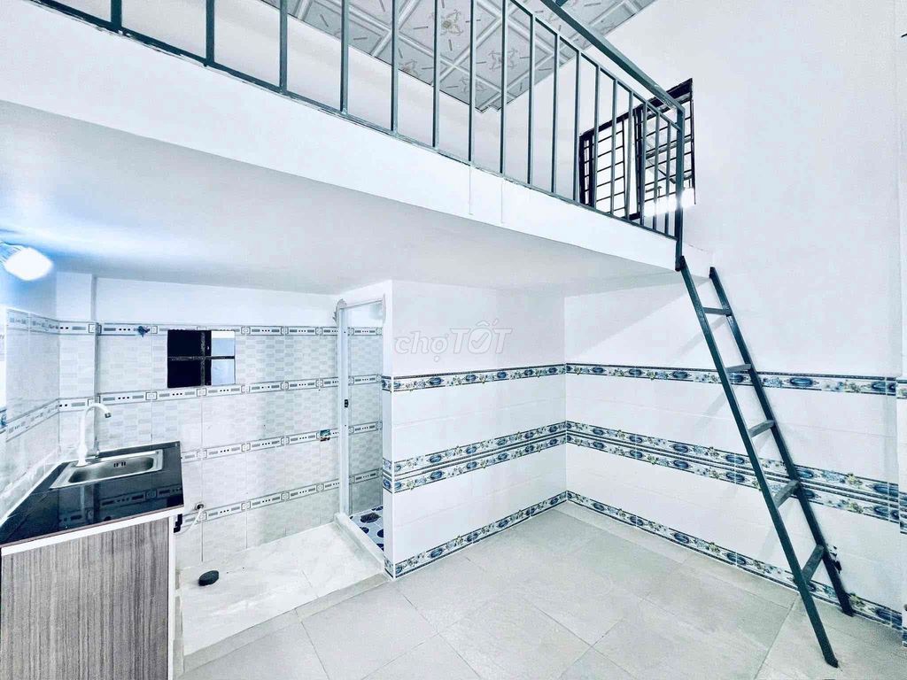 Phòng trọ an ninh 18m² giá 2.6 triệu - Giờ giấc tự do, gần Trường Chinh!