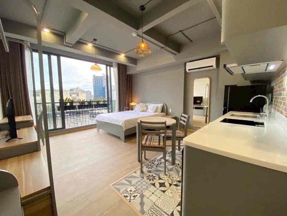 Căn Hộ Ban Công Đường Nguyễn Thị Minh Khai, Quận 3 - Giá 9.5 triệu, Nội Thất Cao Cấp!