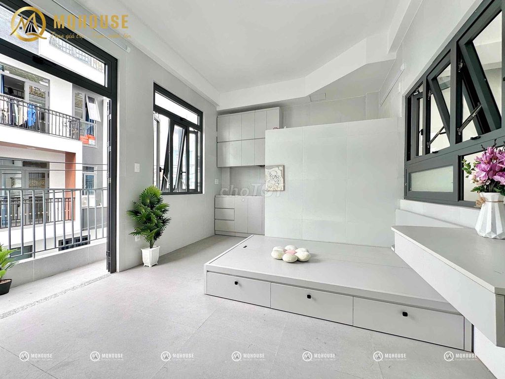 Căn hộ Studio 30m² giá 5 triệu - Ban công thoáng mát tại Đầm Sen