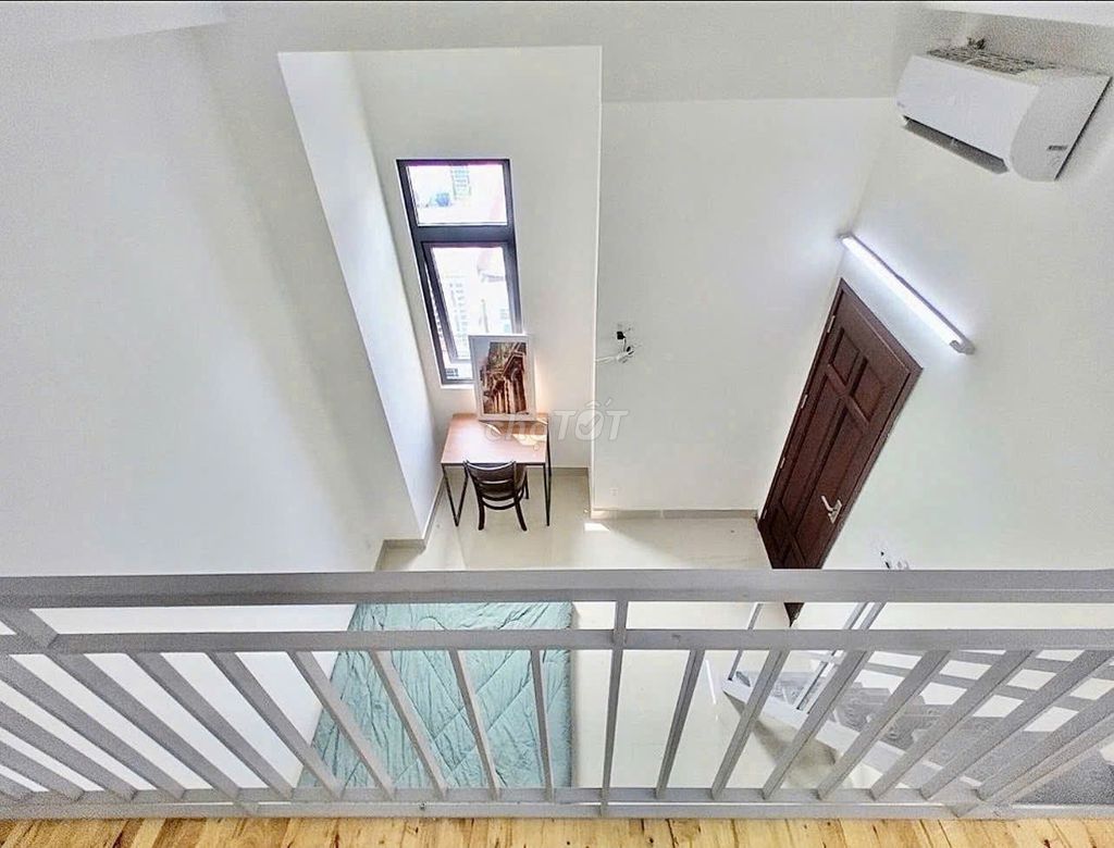 Phòng cho thuê gác cao, đầy đủ nội thất tại Quận 7 - Chỉ 5.4 triệu!