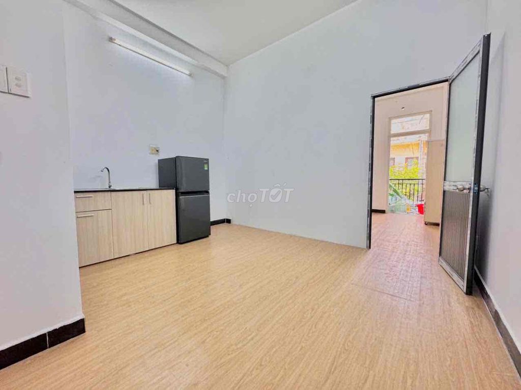 Căn hộ 1PN Tách Bếp 40m² giá 6.6 triệu - Full nội thất, giờ giấc tự do!