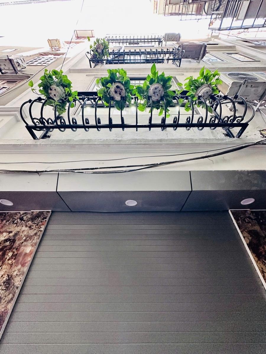 Nhà 5 tầng Cầu Giấy 28m² giá 7.7 tỷ - Thiết kế hiện đại, sổ đỏ chính chủ!