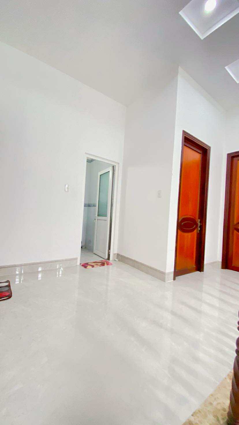 Cho thuê nhà phố khu Long Thịnh, Cái Răng, 350m² - Tiện làm văn phòng đại diện!