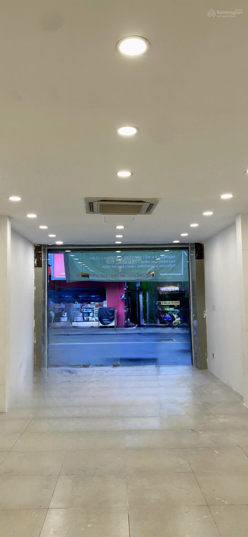 Store cho thuê mặt tiền đường Hai Bà Trưng, Quận 3 - Diện tích 52m², giá 70 triệu!