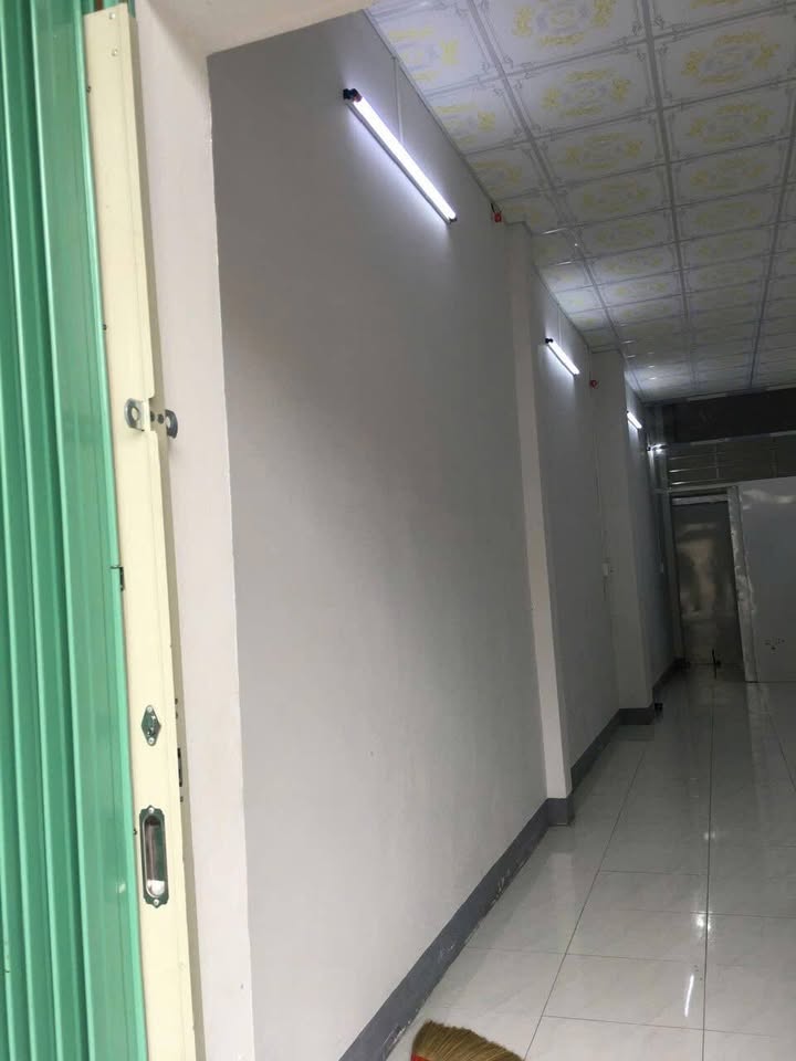 Nhà mặt tiền cho thuê 93 Phạm Văn Đồng, Hiệp Tân - Giá thỏa thuận hấp dẫn!