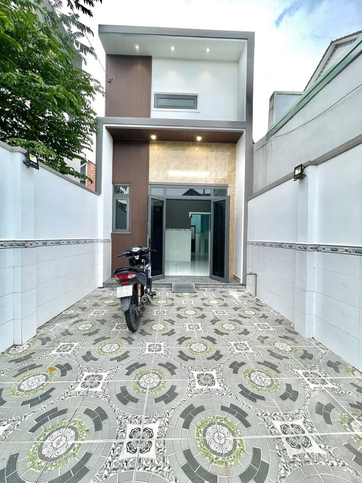 Nhà mặt tiền Lái Thiêu, Thuận An 1 phòng ngủ giá 8 triệu - Phù hợp kinh doanh đa ngành