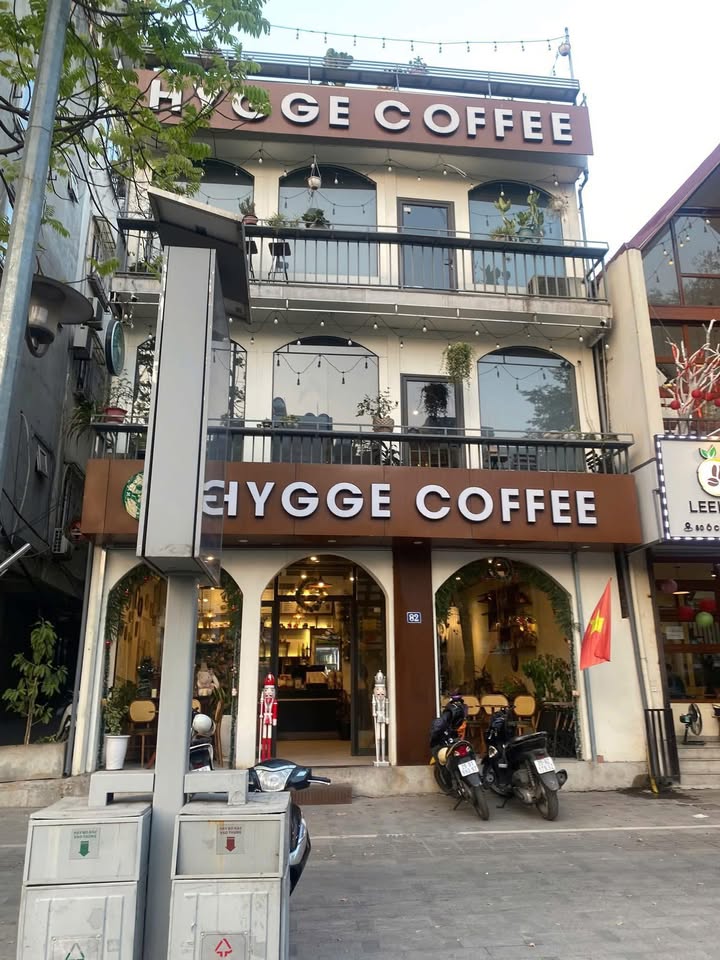 Nhà hàng Mặt phố Đội Cấn Ba Đình 100m² giá 30 triệu - Vị trí kinh doanh sầm uất!