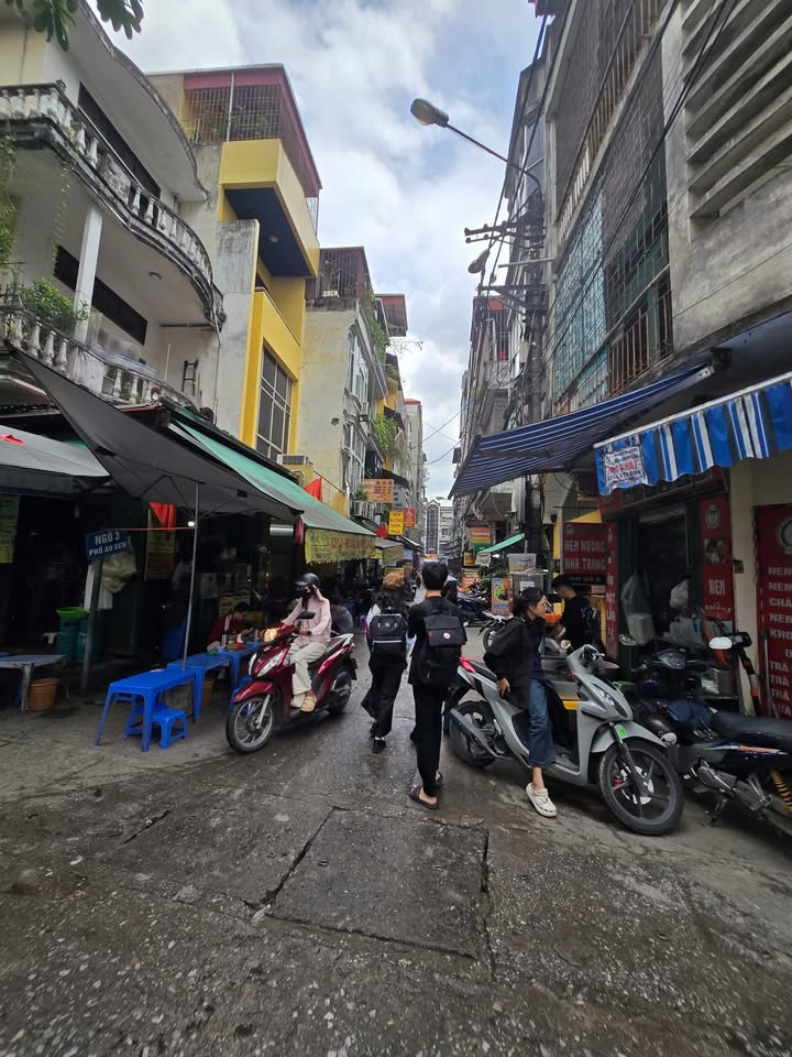 Mặt Phố Chính Ao Sen, Mộ Lao, Hà Đông 40m² giá 13 tỷ - Vị trí cực hiếm cho kinh doanh!