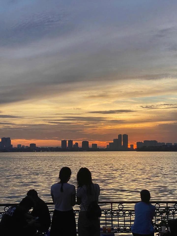 Căn hộ Ciputra Bắc Từ Liêm 231m² giá 3x tỷ - Sổ đỏ lung linh, view thành phố!