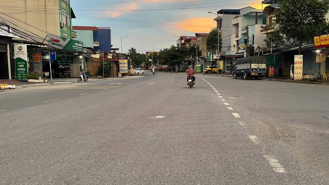 Nhà 2 tầng kinh doanh Thị trấn Vân Đình 175m² giá 7 tỷ - Cơ hội hiếm cho nhà đầu tư!