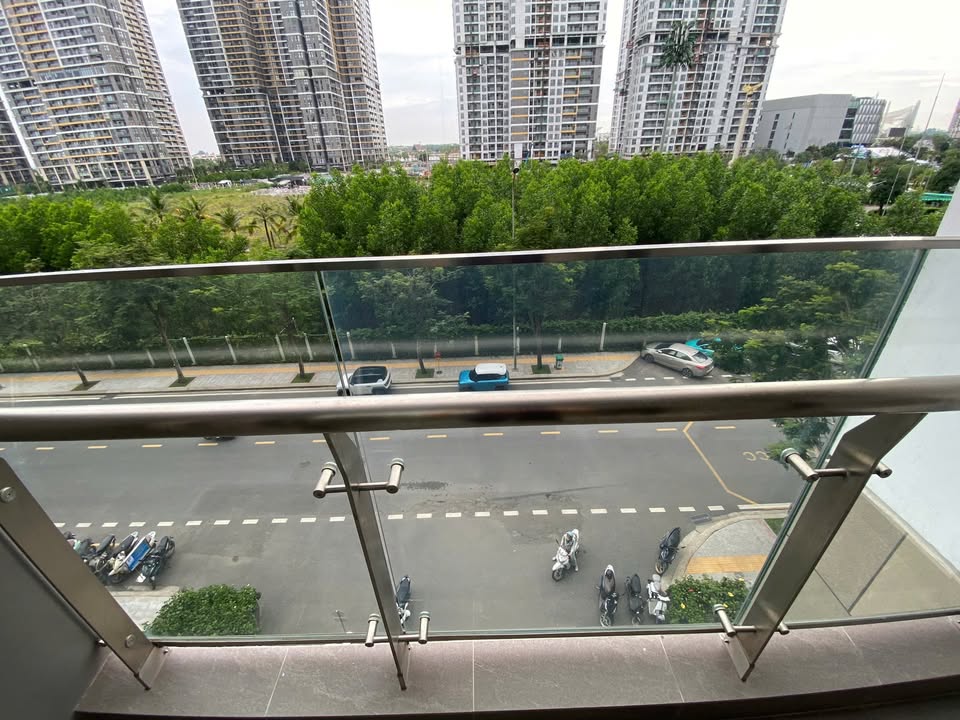 Căn hộ Vinhomes Grand Park quận 9 69m² giá 4 tỷ - Nhận nhà ngay!