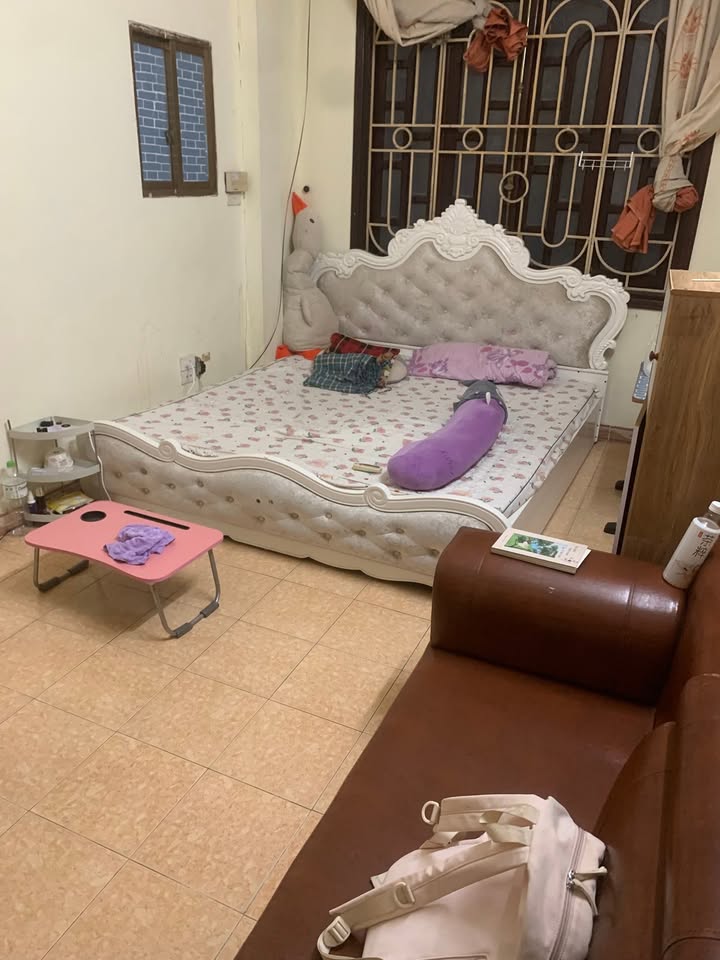 Phòng cho thuê tại Lệnh Cư, Khâm Thiên - Giá chỉ 1.45 triệu, vào ở ngay!